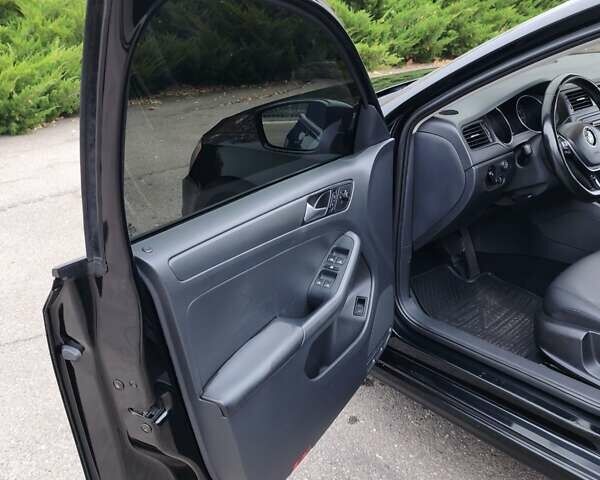 Черный Фольксваген Джетта, объемом двигателя 2 л и пробегом 223 тыс. км за 8600 $, фото 20 на Automoto.ua