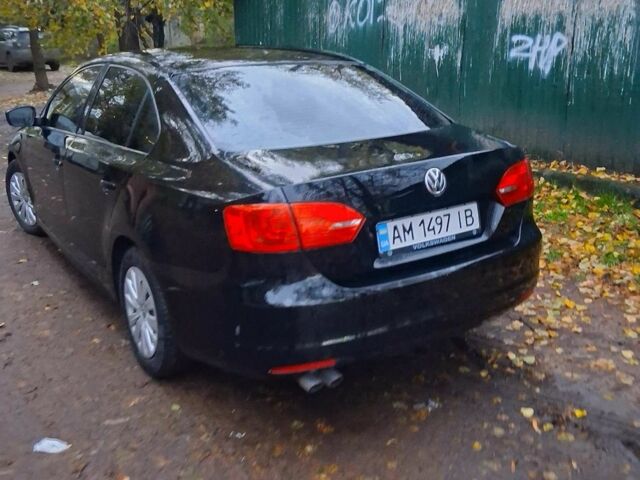 Фольксваген Джетта 2014 в Коростене на Automoto.ua Черный Фольксваген Джетта, объемом двигателя 2 л и пробегом 250 тыс. км за 8500 $, фото 4 на Automoto.ua