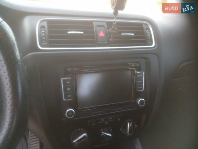 Черный Фольксваген Джетта, объемом двигателя 2 л и пробегом 171 тыс. км за 13200 $, фото 21 на Automoto.ua