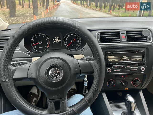 Черный Фольксваген Джетта, объемом двигателя 1.8 л и пробегом 200 тыс. км за 7499 $, фото 11 на Automoto.ua