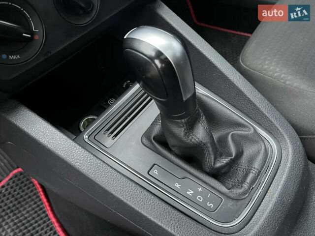 Черный Фольксваген Джетта, объемом двигателя 1.98 л и пробегом 145 тыс. км за 9400 $, фото 14 на Automoto.ua