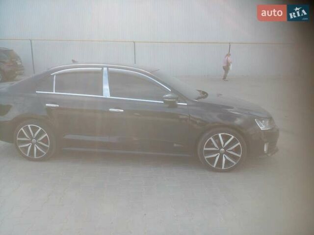 Черный Фольксваген Джетта, объемом двигателя 2 л и пробегом 171 тыс. км за 13200 $, фото 3 на Automoto.ua