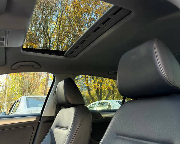 Черный Фольксваген Джетта, объемом двигателя 1.8 л и пробегом 180 тыс. км за 9599 $, фото 32 на Automoto.ua