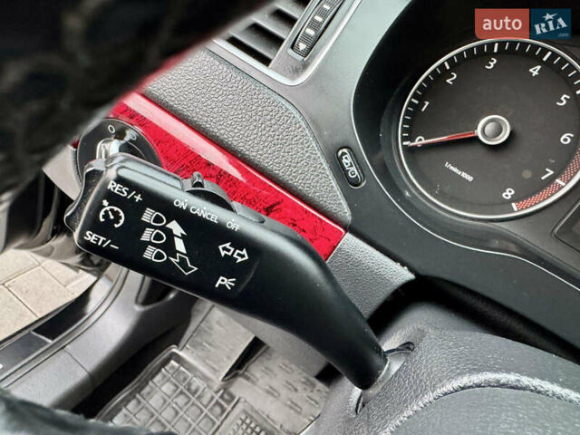 Черный Фольксваген Джетта, объемом двигателя 1.8 л и пробегом 220 тыс. км за 8500 $, фото 13 на Automoto.ua