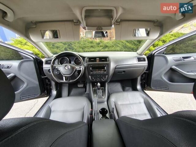 Черный Фольксваген Джетта, объемом двигателя 2 л и пробегом 223 тыс. км за 8600 $, фото 33 на Automoto.ua