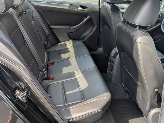 Чорний Фольксваген Джетта, об'ємом двигуна 2 л та пробігом 85 тис. км за 6500 $, фото 12 на Automoto.ua