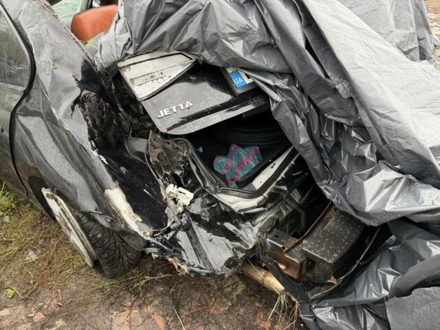 Черный Фольксваген Джетта, объемом двигателя 2 л и пробегом 120 тыс. км за 2399 $, фото 6 на Automoto.ua