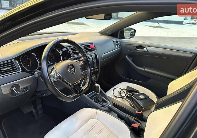 Фольксваген Джетта 2015 у Києві на Automoto.ua Чорний Фольксваген Джетта, об'ємом двигуна 1.8 л та пробігом 221 тис. км за 11400 $, фото 17 на Automoto.ua