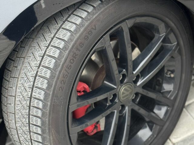 Чорний Фольксваген Джетта, об'ємом двигуна 2 л та пробігом 170 тис. км за 12500 $, фото 4 на Automoto.ua