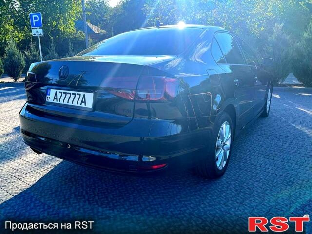 Черный Фольксваген Джетта, объемом двигателя 1.8 л и пробегом 185 тыс. км за 10500 $, фото 7 на Automoto.ua