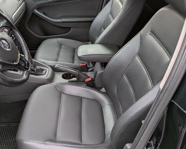 Чорний Фольксваген Джетта, об'ємом двигуна 1.8 л та пробігом 166 тис. км за 9500 $, фото 14 на Automoto.ua