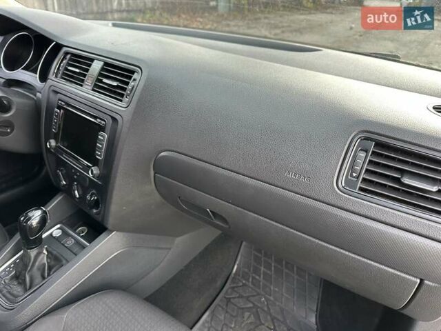 Чорний Фольксваген Джетта, об'ємом двигуна 1.98 л та пробігом 182 тис. км за 7600 $, фото 8 на Automoto.ua