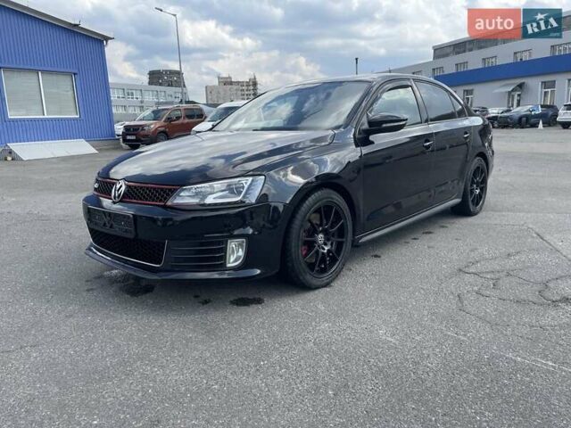 Чорний Фольксваген Джетта, об'ємом двигуна 2 л та пробігом 111 тис. км за 9900 $, фото 1 на Automoto.ua