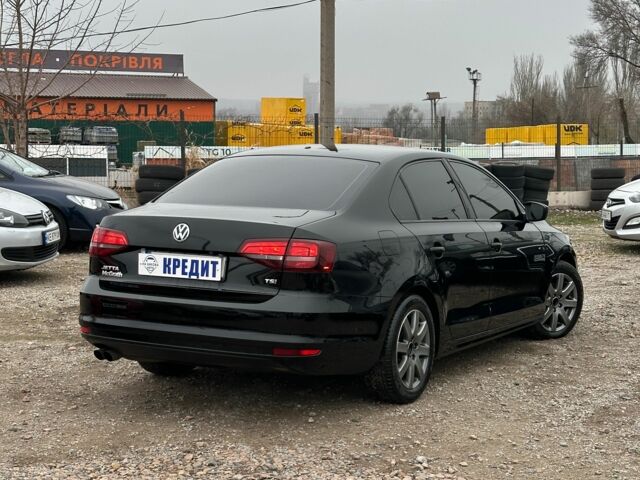 Черный Фольксваген Джетта, объемом двигателя 1.4 л и пробегом 156 тыс. км за 9900 $, фото 4 на Automoto.ua