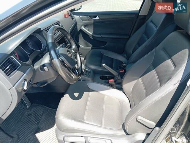 Фольксваген Джетта 2015 в Одессе на Automoto.ua Черный Фольксваген Джетта, объемом двигателя 1.8 л и пробегом 205 тыс. км за 9999 $, фото 10 на Automoto.ua