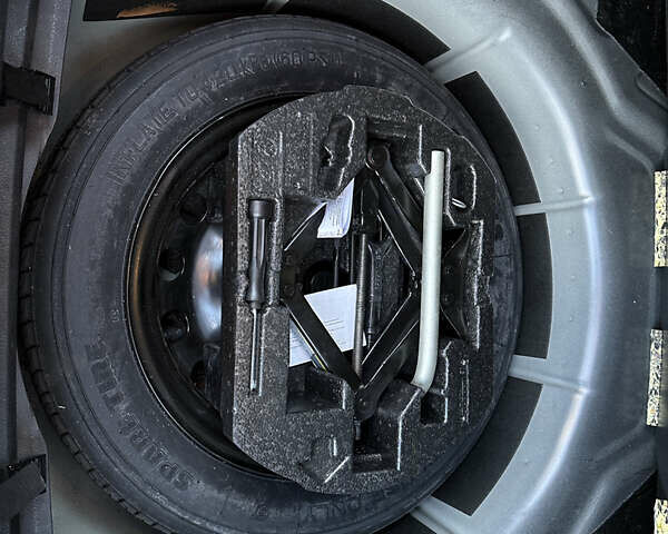 Фольксваген Джетта 2015 у Мукачеве на Automoto.ua Чорний Фольксваген Джетта, об'ємом двигуна 1.97 л та пробігом 270 тис. км за 10699 $, фото 28 на Automoto.ua