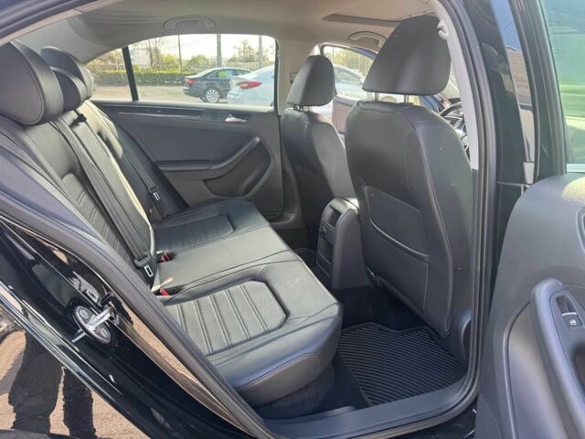 Чорний Фольксваген Джетта, об'ємом двигуна 1.8 л та пробігом 70 тис. км за 2500 $, фото 10 на Automoto.ua