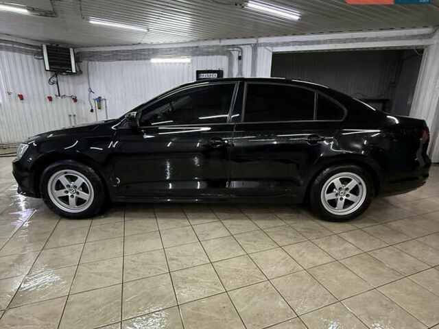 Черный Фольксваген Джетта, объемом двигателя 1.97 л и пробегом 195 тыс. км за 10800 $, фото 6 на Automoto.ua