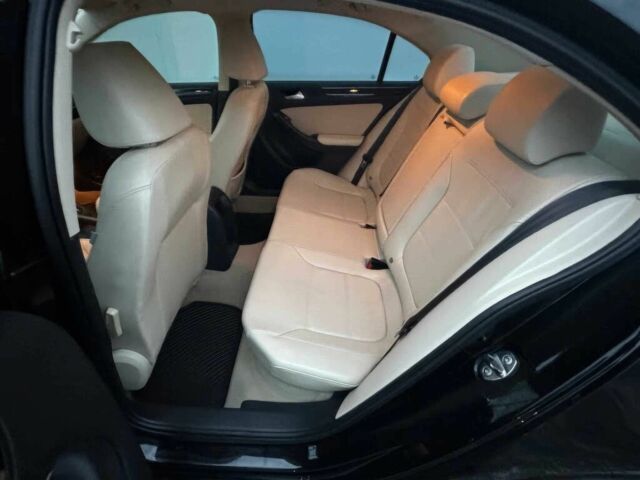 Чорний Фольксваген Джетта, об'ємом двигуна 2 л та пробігом 77 тис. км за 10500 $, фото 11 на Automoto.ua