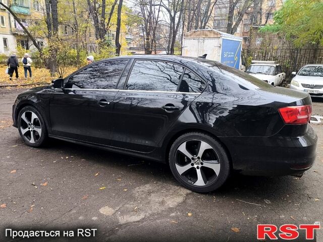 Черный Фольксваген Джетта, объемом двигателя 2 л и пробегом 270 тыс. км за 9400 $, фото 7 на Automoto.ua