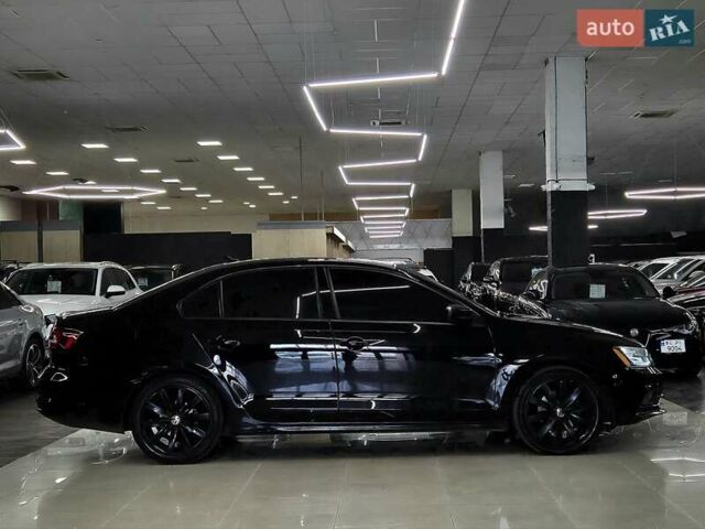 Черный Фольксваген Джетта, объемом двигателя 1.8 л и пробегом 202 тыс. км за 10999 $, фото 5 на Automoto.ua