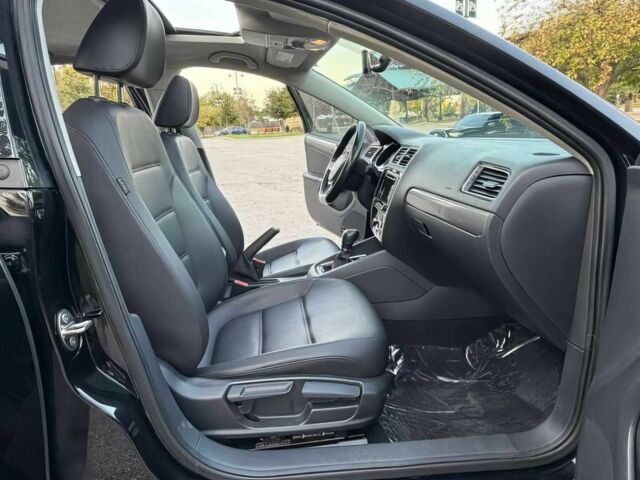 Фольксваген Джетта 2015 у Києві на Automoto.ua Чорний Фольксваген Джетта, об'ємом двигуна 2 л та пробігом 75 тис. км за 5500 $, фото 8 на Automoto.ua