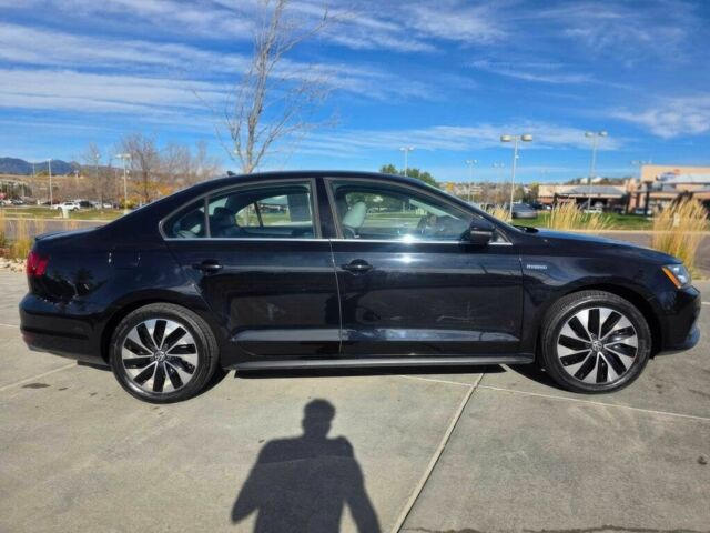 Черный Фольксваген Джетта, объемом двигателя 1.8 л и пробегом 72 тыс. км за 6400 $, фото 4 на Automoto.ua