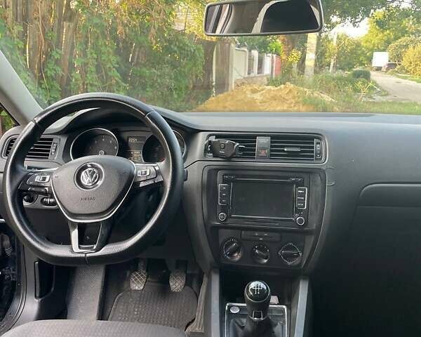 Черный Фольксваген Джетта, объемом двигателя 1.98 л и пробегом 196 тыс. км за 8000 $, фото 11 на Automoto.ua