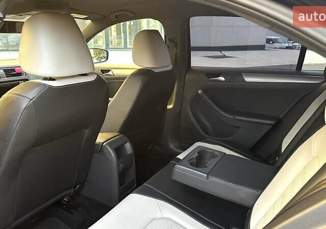 Фольксваген Джетта 2015 у Києві на Automoto.ua Чорний Фольксваген Джетта, об'ємом двигуна 1.8 л та пробігом 221 тис. км за 11400 $, фото 19 на Automoto.ua