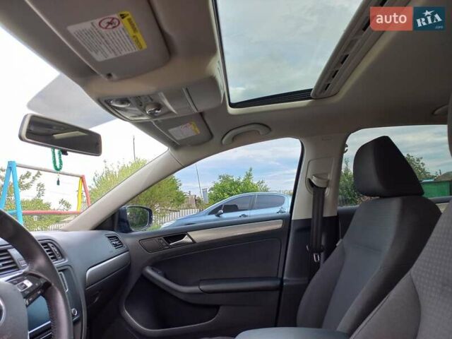 Черный Фольксваген Джетта, объемом двигателя 1.4 л и пробегом 180 тыс. км за 10500 $, фото 8 на Automoto.ua