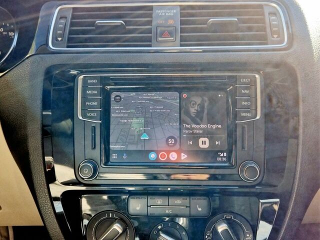 Черный Фольксваген Джетта, объемом двигателя 1.8 л и пробегом 190 тыс. км за 11000 $, фото 7 на Automoto.ua