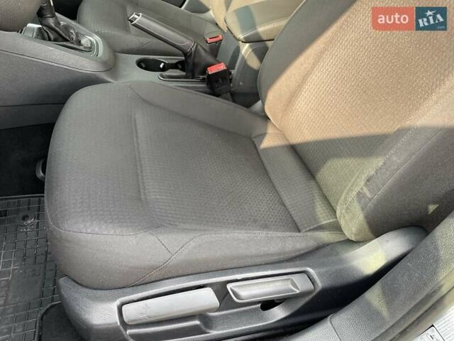 Черный Фольксваген Джетта, объемом двигателя 2 л и пробегом 252 тыс. км за 8299 $, фото 6 на Automoto.ua