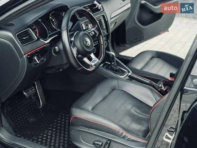 Черный Фольксваген Джетта, объемом двигателя 2 л и пробегом 170 тыс. км за 12900 $, фото 5 на Automoto.ua