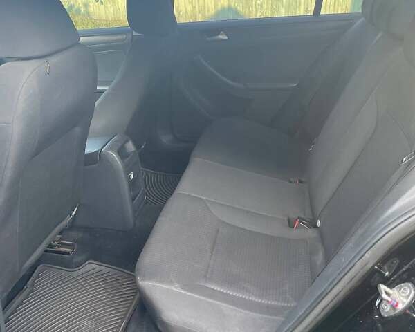 Черный Фольксваген Джетта, объемом двигателя 1.98 л и пробегом 196 тыс. км за 8000 $, фото 13 на Automoto.ua