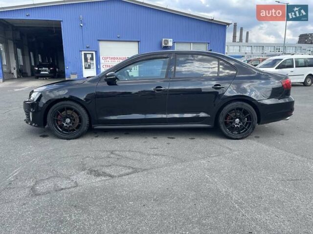 Чорний Фольксваген Джетта, об'ємом двигуна 2 л та пробігом 111 тис. км за 9900 $, фото 5 на Automoto.ua