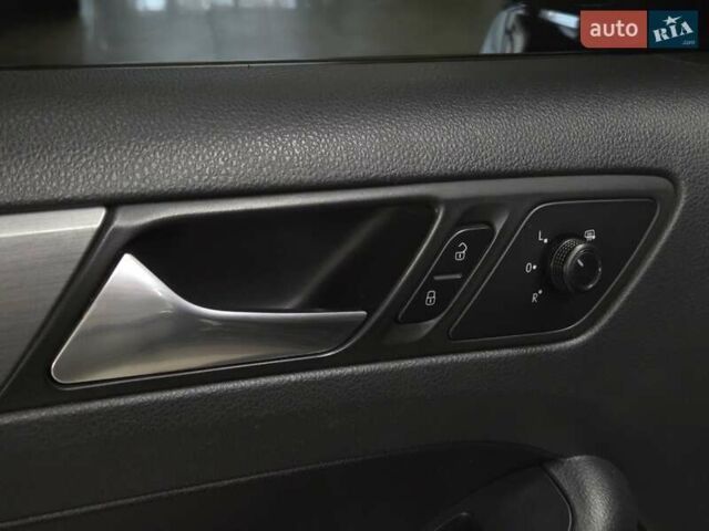 Черный Фольксваген Джетта, объемом двигателя 1.8 л и пробегом 202 тыс. км за 10999 $, фото 16 на Automoto.ua