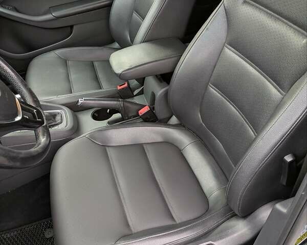 Чорний Фольксваген Джетта, об'ємом двигуна 1.8 л та пробігом 166 тис. км за 9500 $, фото 15 на Automoto.ua