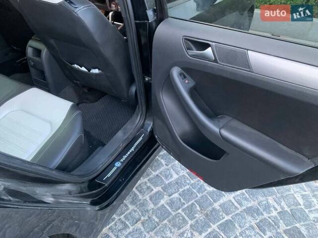 Чорний Фольксваген Джетта, об'ємом двигуна 1.8 л та пробігом 102 тис. км за 11500 $, фото 11 на Automoto.ua