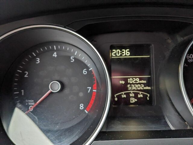 Черный Фольксваген Джетта, объемом двигателя 1.4 л и пробегом 85 тыс. км за 10500 $, фото 8 на Automoto.ua