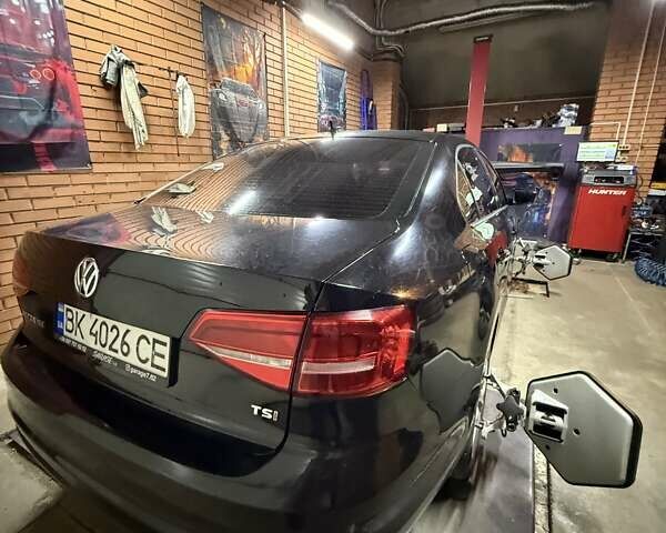 Чорний Фольксваген Джетта, об'ємом двигуна 1.8 л та пробігом 105 тис. км за 10500 $, фото 16 на Automoto.ua