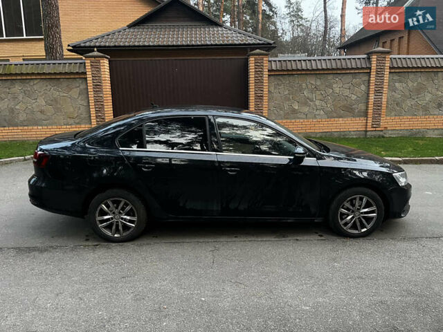 Чорний Фольксваген Джетта, об'ємом двигуна 1.6 л та пробігом 280 тис. км за 10400 $, фото 7 на Automoto.ua