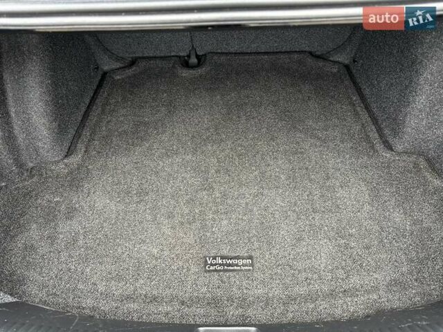 Чорний Фольксваген Джетта, об'ємом двигуна 1.4 л та пробігом 106 тис. км за 8400 $, фото 30 на Automoto.ua