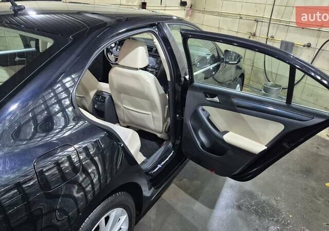 Чорний Фольксваген Джетта, об'ємом двигуна 1.6 л та пробігом 192 тис. км за 12200 $, фото 9 на Automoto.ua