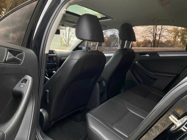 Фольксваген Джетта 2016 в Днепре (Днепропетровске) на Automoto.ua Черный Фольксваген Джетта, объемом двигателя 1.4 л и пробегом 128 тыс. км за 10500 $, фото 12 на Automoto.ua