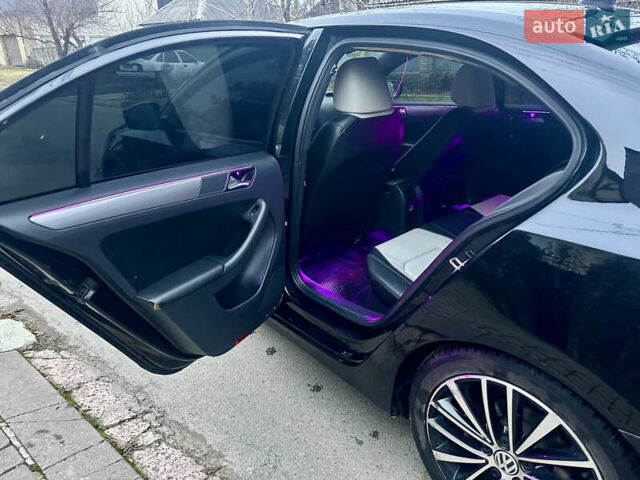 Черный Фольксваген Джетта, объемом двигателя 1.8 л и пробегом 90 тыс. км за 11500 $, фото 22 на Automoto.ua