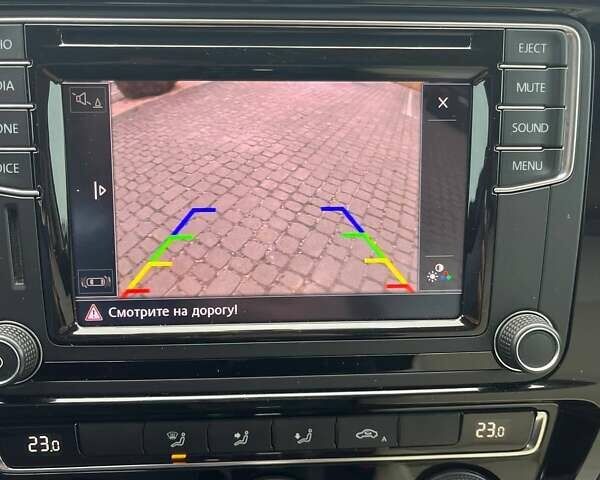 Черный Фольксваген Джетта, объемом двигателя 1.6 л и пробегом 148 тыс. км за 13700 $, фото 8 на Automoto.ua