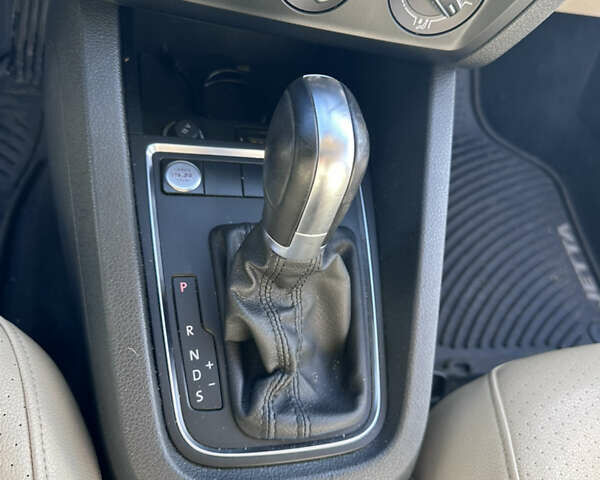 Фольксваген Джетта 2016 в Львове на Automoto.ua Черный Фольксваген Джетта, объемом двигателя 1.39 л и пробегом 121 тыс. км за 8500 $, фото 72 на Automoto.ua