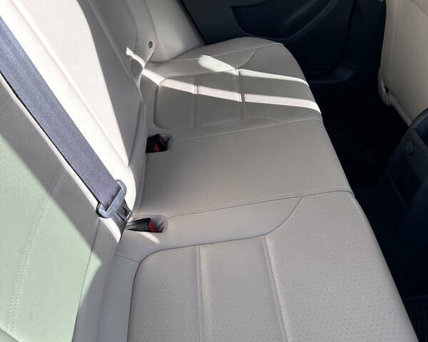 Фольксваген Джетта 2016 в Львове на Automoto.ua Черный Фольксваген Джетта, объемом двигателя 1.39 л и пробегом 121 тыс. км за 8500 $, фото 57 на Automoto.ua