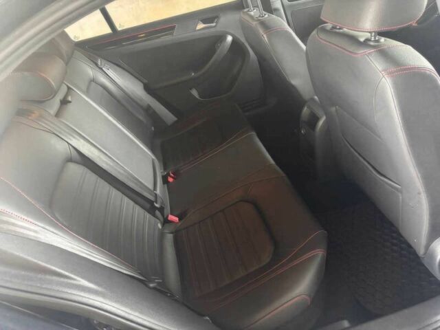 Черный Фольксваген Джетта, объемом двигателя 2 л и пробегом 73 тыс. км за 8000 $, фото 10 на Automoto.ua