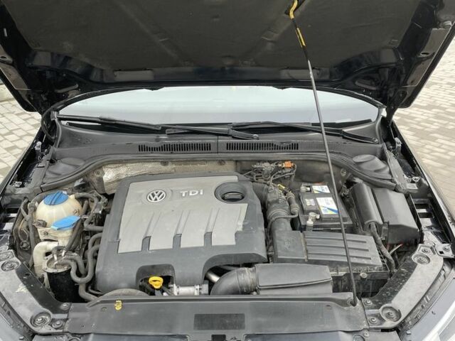 Черный Фольксваген Джетта, объемом двигателя 1.6 л и пробегом 175 тыс. км за 10777 $, фото 9 на Automoto.ua